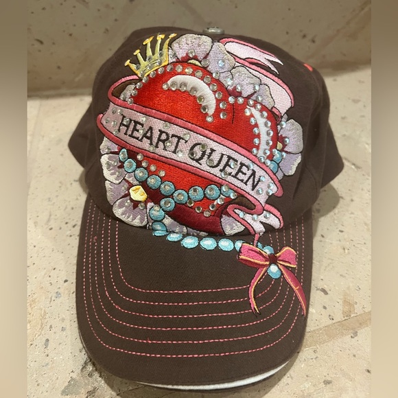 Accessories - Heart Queen Hat- Women’s